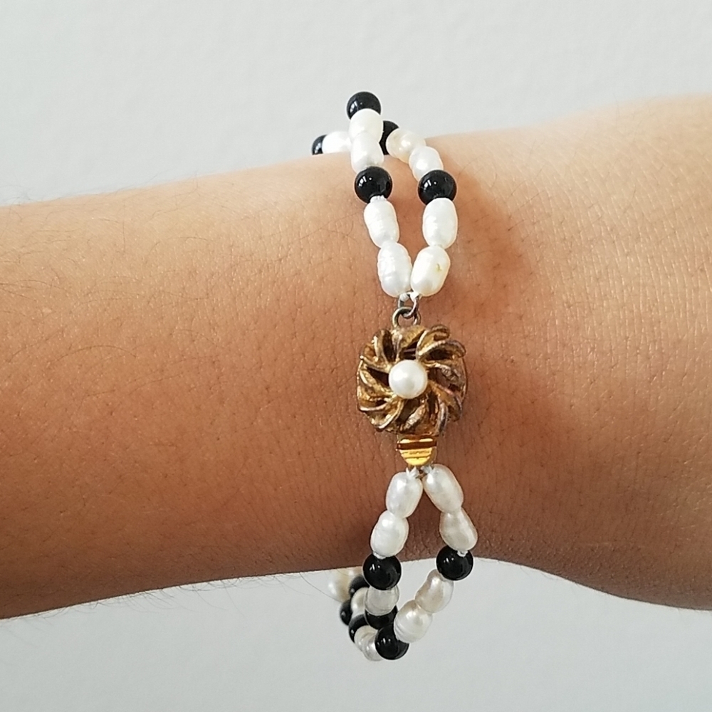 Twisting Seed Pearl Necklace and Bracelet - Picture 2 of 5